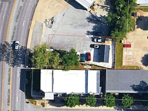 388 Nelson Hackett , Fayetteville, AR 72701