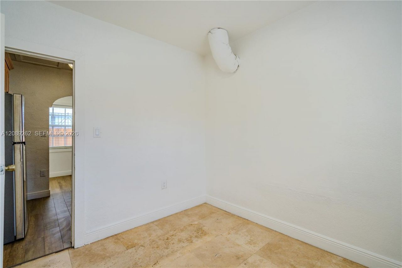 27 SW 55th Ave Rd , Unit F, Miami, FL 33134 Photo