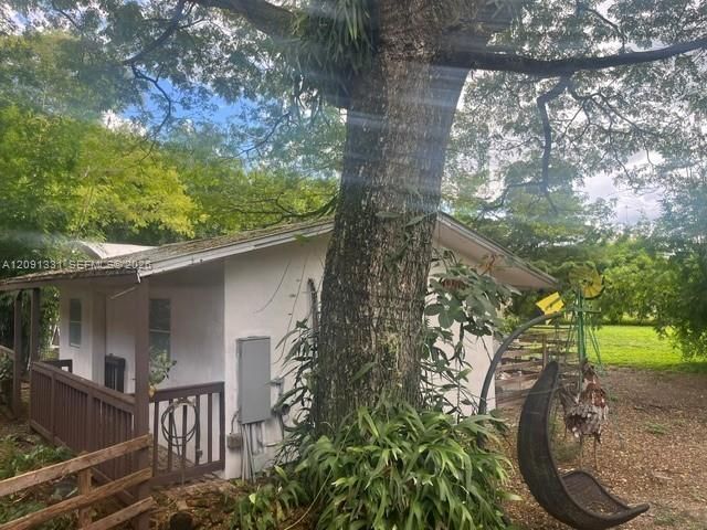 17480 SW 232nd St , Miami, FL 33170 Photo