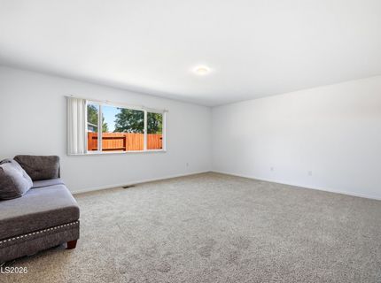 17743 Fossil Court, Reno, NV 89508 Photo
