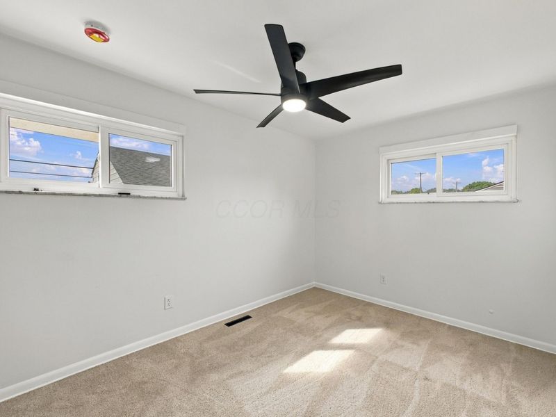 7047 Roundelay Road S, Reynoldsburg, OH 43068 Photo 28