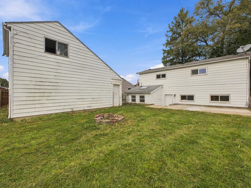 7047 Roundelay Road S, Reynoldsburg, OH 43068 Photo 36