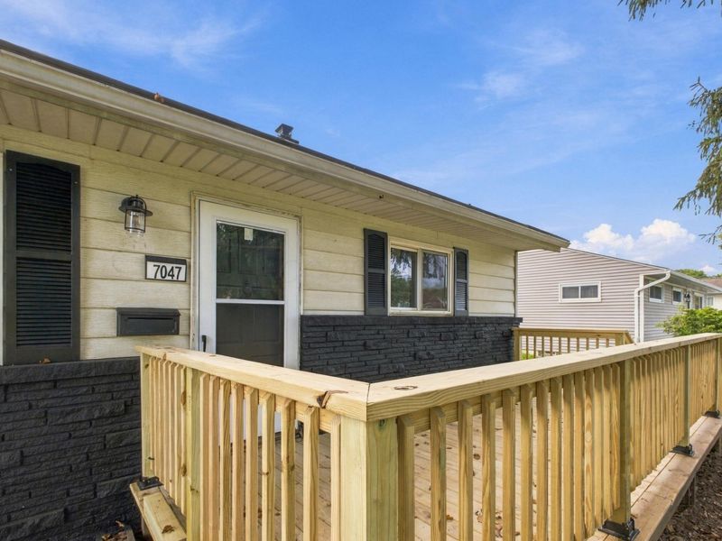 7047 Roundelay Road S, Reynoldsburg, OH 43068 Photo 9