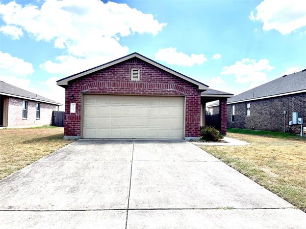 161 Mallard LN, Leander, TX 78641