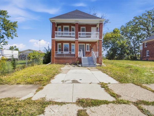 3010 Montclair Street , Detroit, Mi 48214