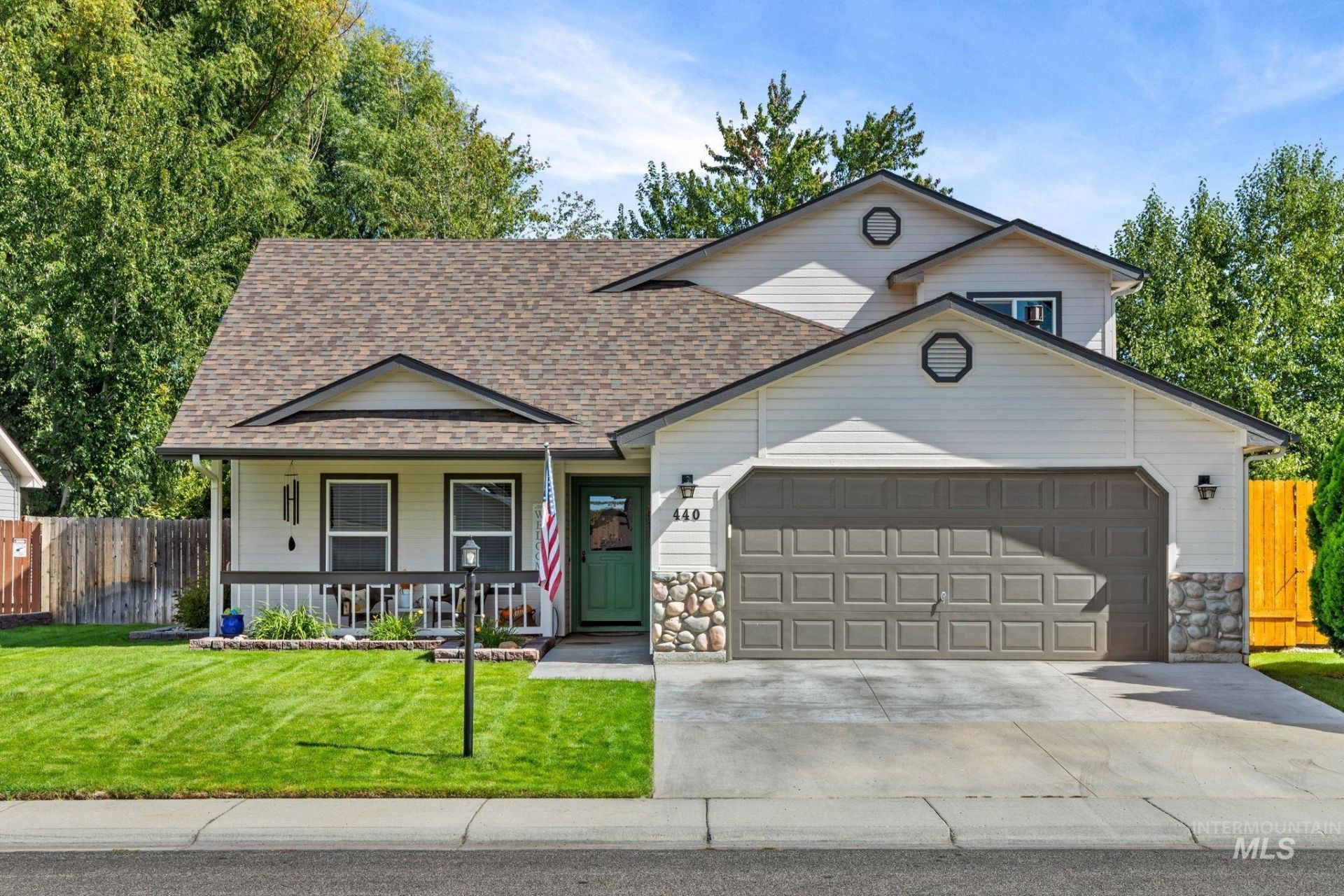 440 N Nebula Ave, Star, ID 83669 Main Photo