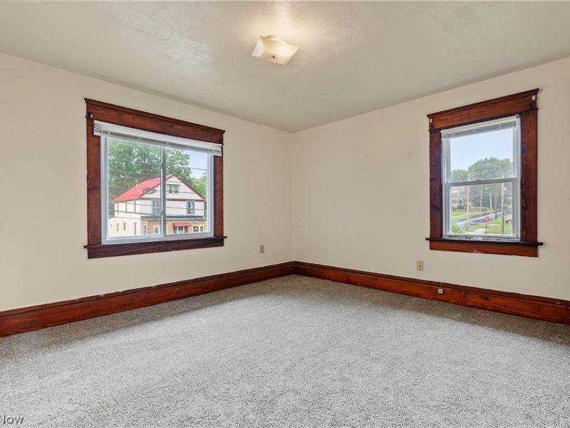 49 & 51 N Valley Street, Akron, OH 44303 Photo 16
