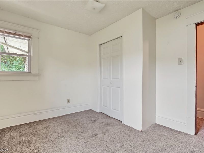 49 & 51 N Valley Street, Akron, OH 44303 Photo 18