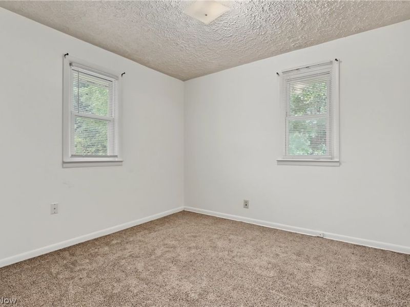 49 & 51 N Valley Street, Akron, OH 44303 Photo 20