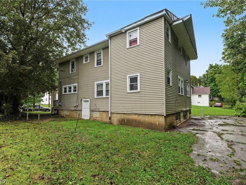 49 & 51 N Valley Street, Akron, OH 44303 Photo 23