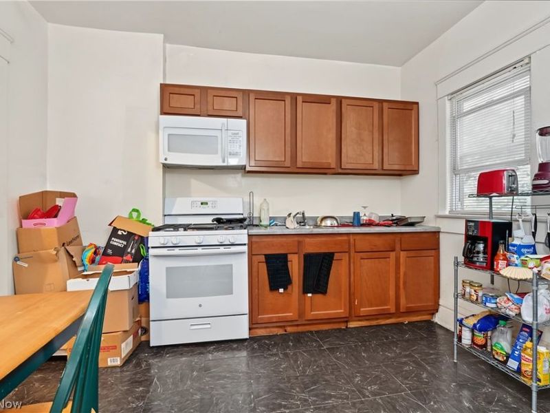 49 & 51 N Valley Street, Akron, OH 44303 Photo 35