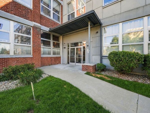 120 Holmes St, Unit 318, Quincy, MA 02171