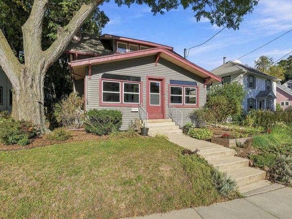 2426 Commonwealth Avenue, Madison, WI 53711