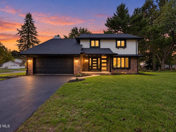 5637 Swan Creek Drive, Toledo, OH 43614