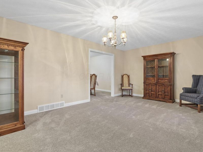 12791 Stonecreek Drive NW, Pickerington, OH 43147 Photo 6