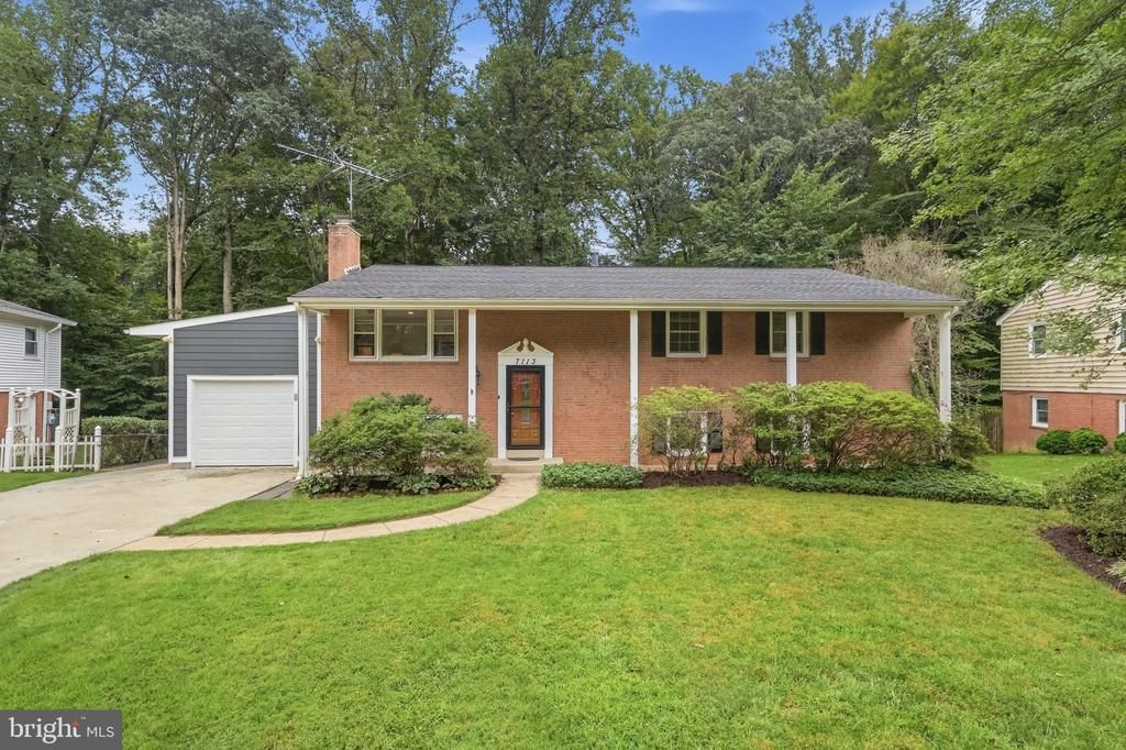 7113 Hadlow Court, Springfield, VA 22152 Main Photo