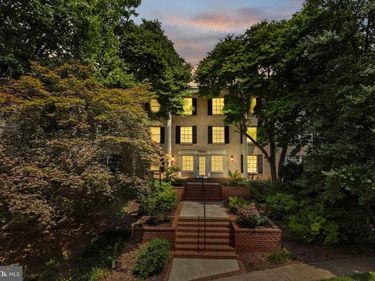 7600 TREMAYNE PLACE , Unit 208, MCLEAN, VA 22102