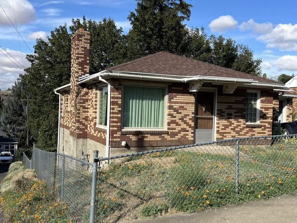 311 E Fairview St., Colfax, WA 99111