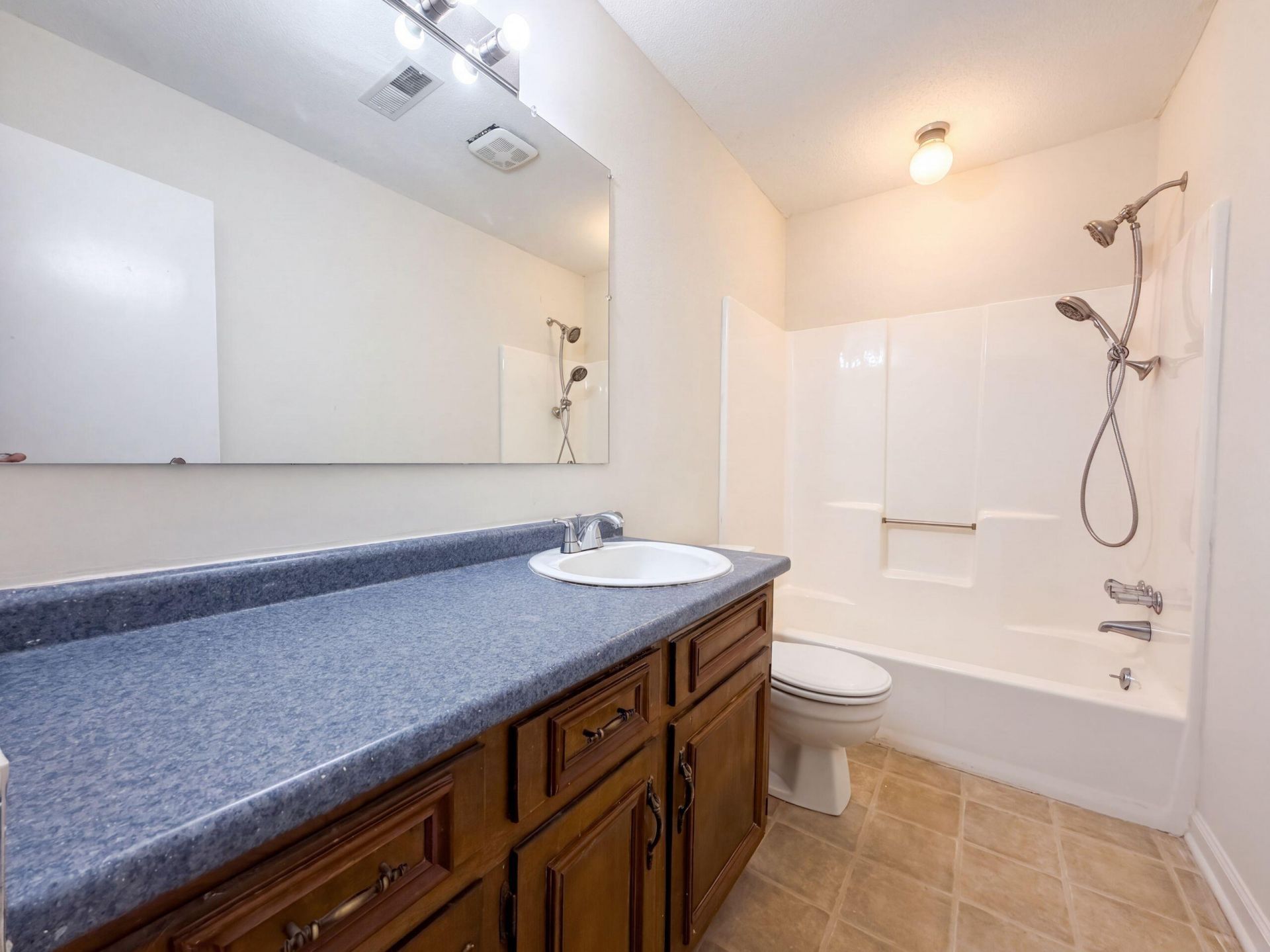 114 Blake Drive Photo 15