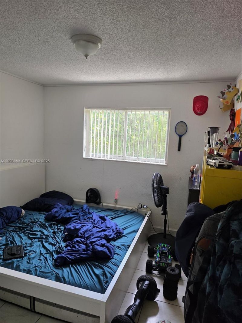 2565 W 56th St, Unit 206, Hialeah, FL 33016 Photo