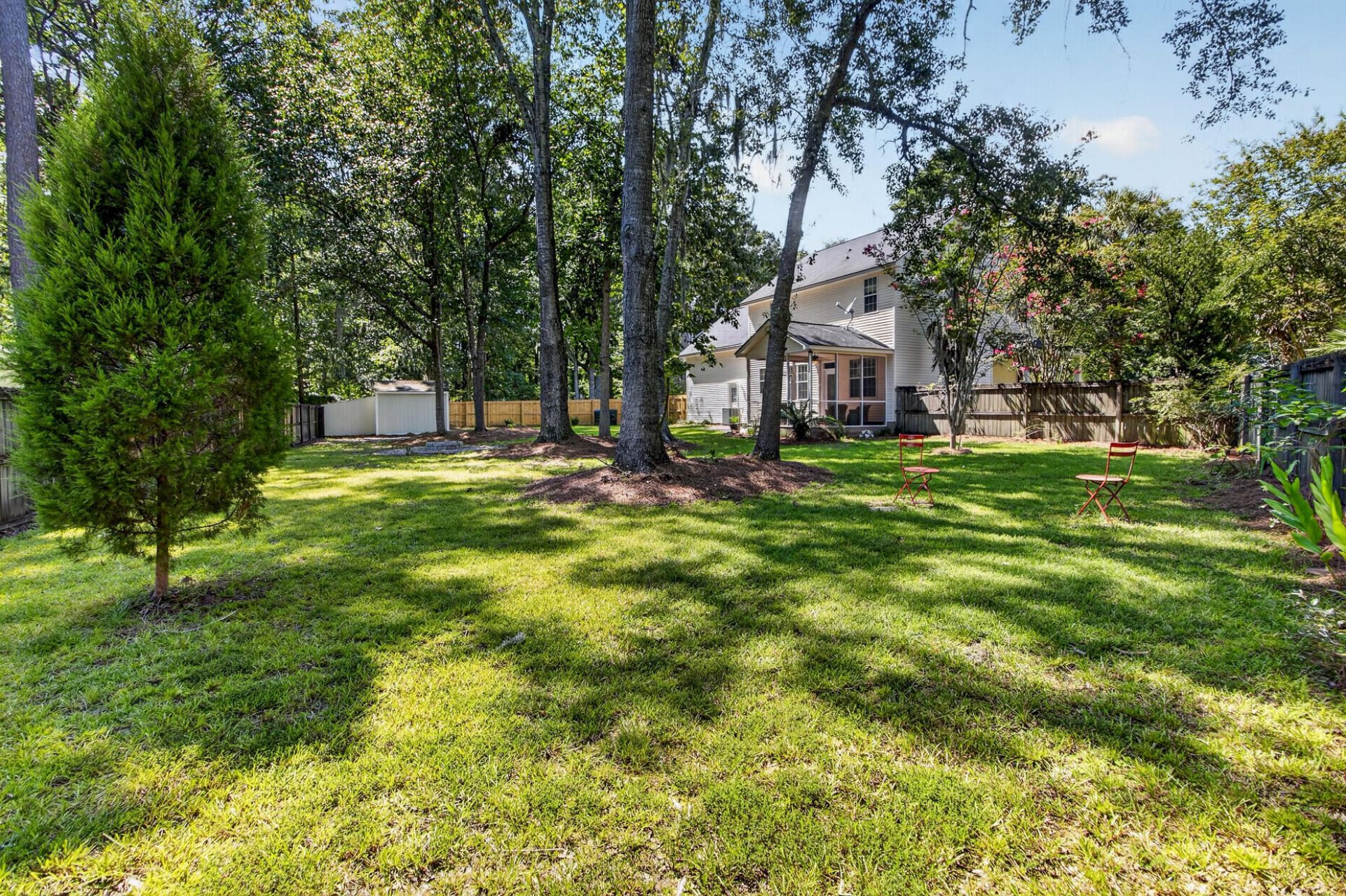 111 Bonneau Court Photo 38