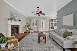 111 Bonneau Court photo 4
