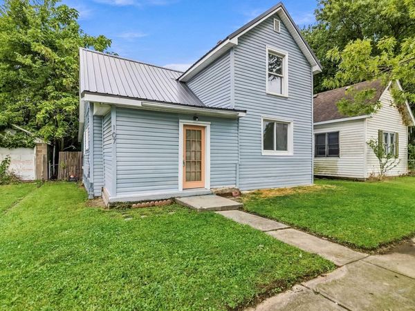 107 E South F Street, Gas City, IN 46933