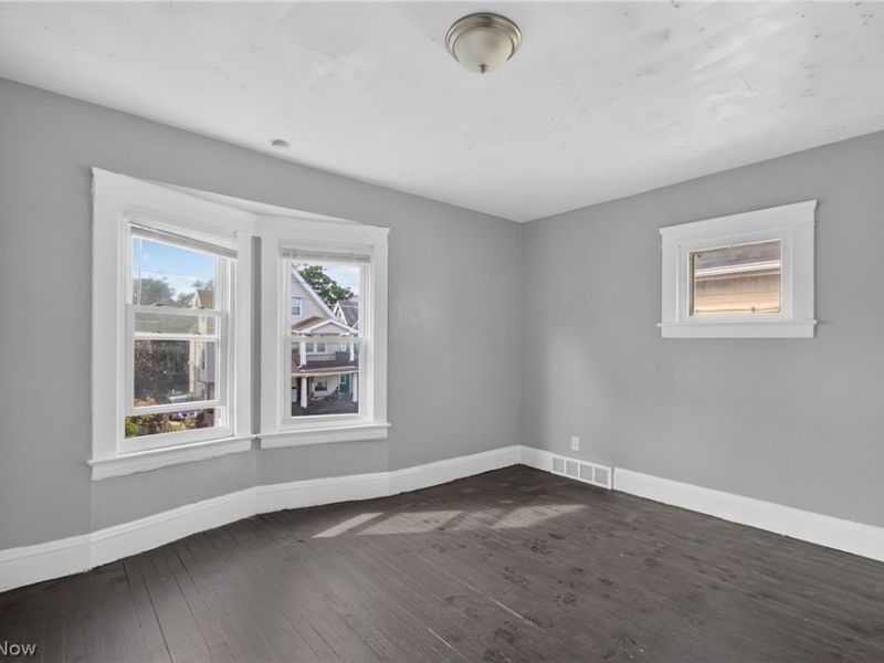 10101 North Boulevard, Cleveland, OH 44108 Photo 15