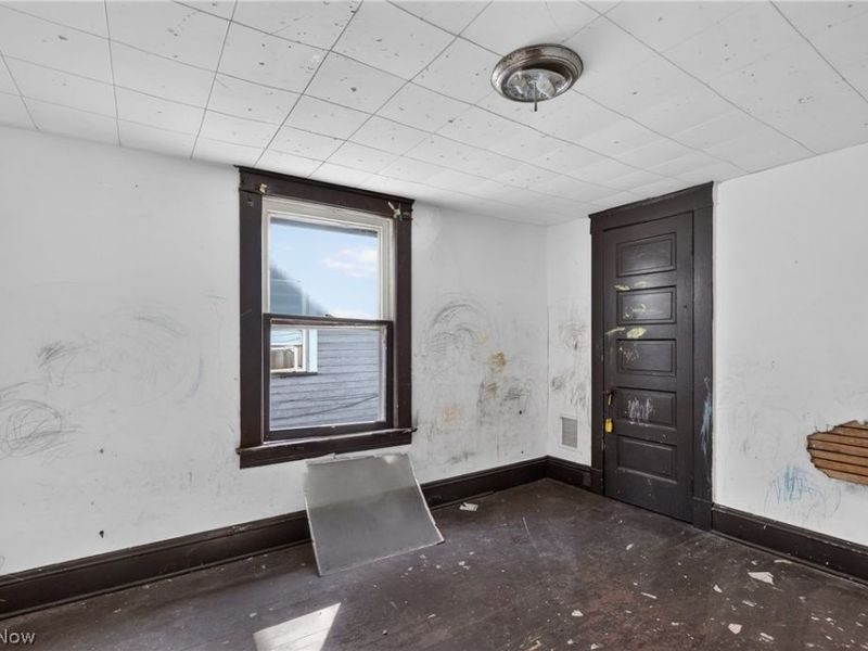 10101 North Boulevard, Cleveland, OH 44108 Photo 32