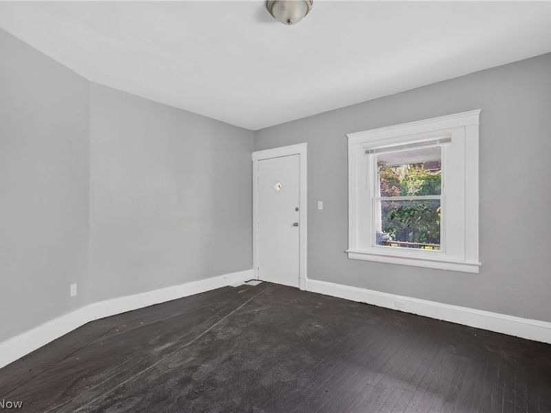 10101 North Boulevard, Cleveland, OH 44108 Photo 6
