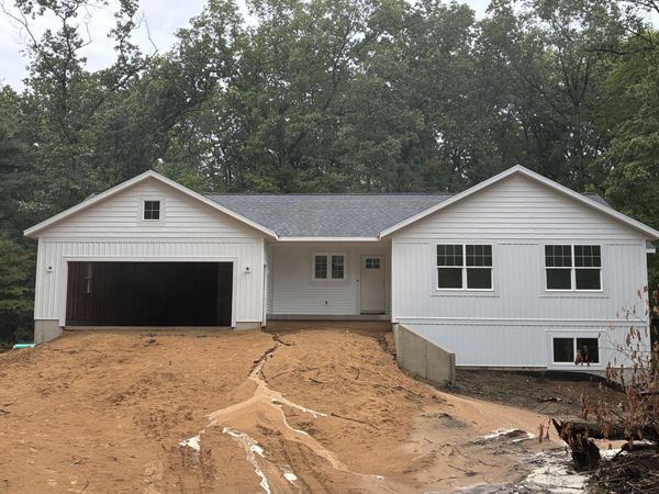 3723 Country Court, Allegan, MI 49010