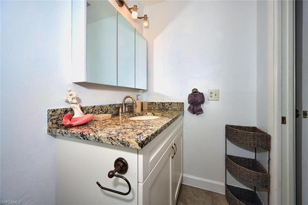 2212 Crystal Dr, Fort Myers, FL 33907 Photo