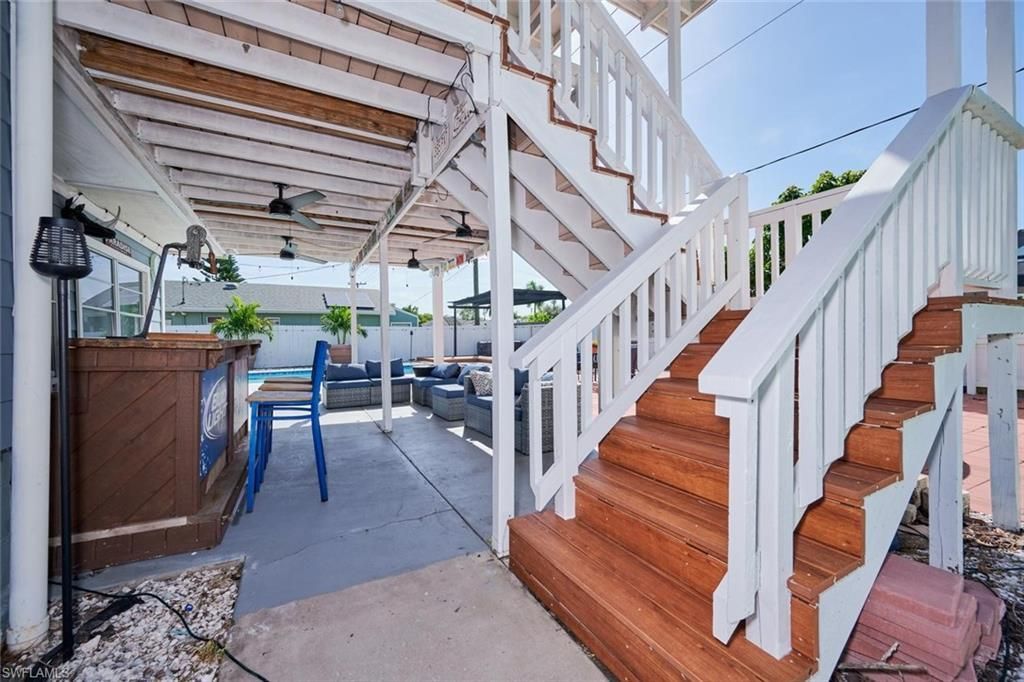 2212 Crystal Dr, Fort Myers, FL 33907 Photo