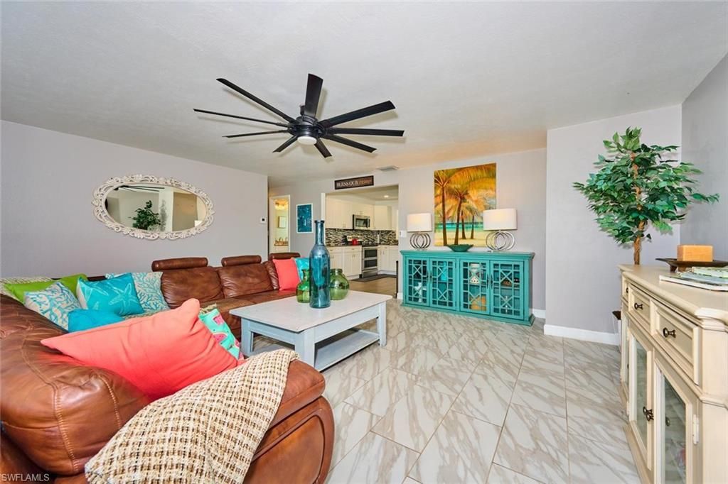2212 Crystal Dr, Fort Myers, FL 33907 Photo