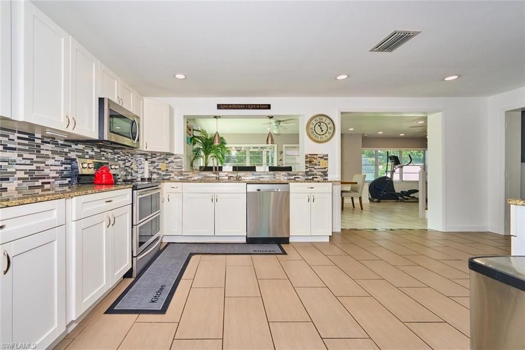 2212 Crystal Dr, Fort Myers, FL 33907 Photo
