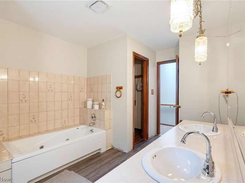 24912 Pleasant Trail, Richmond Heights, OH 44143 Photo 27