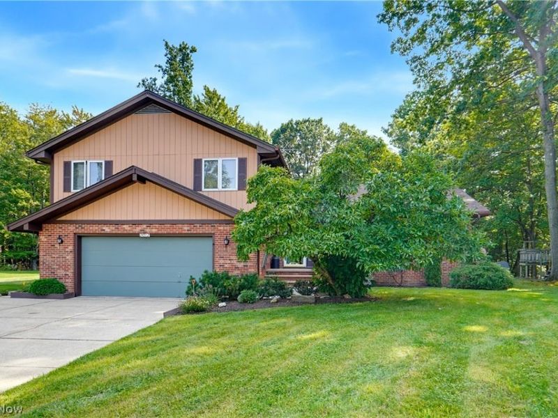 24912 Pleasant Trail, Richmond Heights, OH 44143 Photo 3