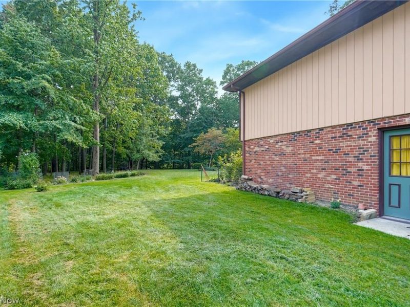 24912 Pleasant Trail, Richmond Heights, OH 44143 Photo 9