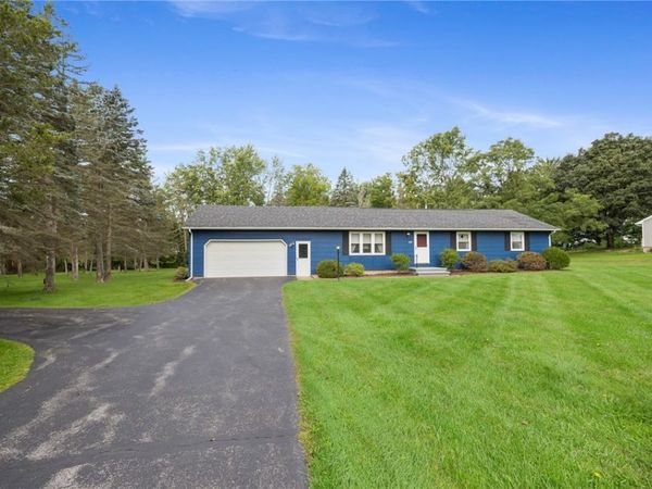 166 Mendon Ionia Road, Honeoye Falls, NY 14472