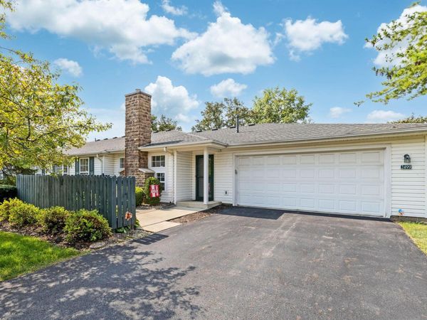 2499 Crystal Springs Drive, Hilliard, OH 43026