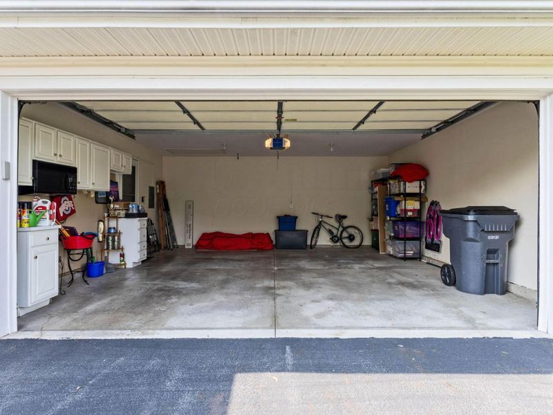 2499 Crystal Springs Drive, Hilliard, OH 43026 Photo 7