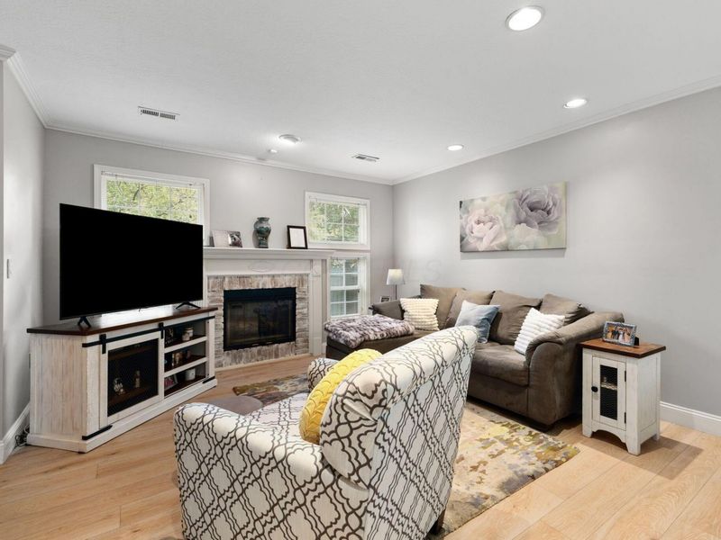 2499 Crystal Springs Drive, Hilliard, OH 43026 Photo 9