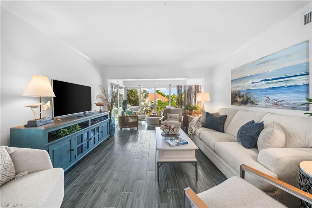 280 2nd Ave S, Unit 303, Naples, FL 34102 Photo
