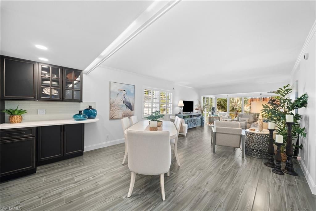 280 2nd Ave S, Unit 303, Naples, FL 34102 Photo