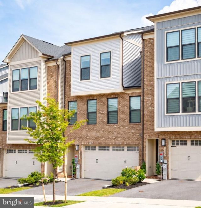 13805 HUNT VALLEY COURT , COCKEYSVILLE, MD 21030