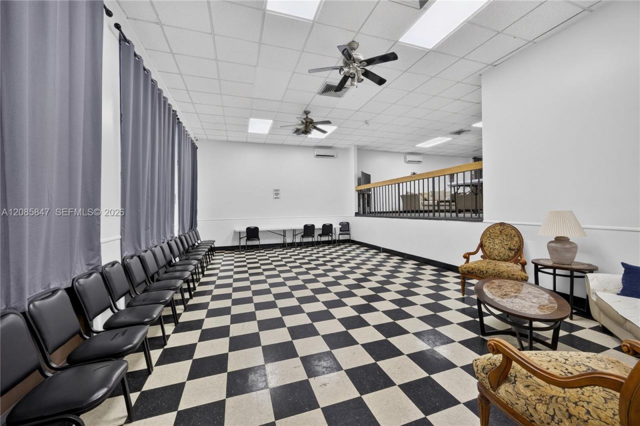 5767 Washington St, Unit F22, Hollywood, FL 33023 Photo