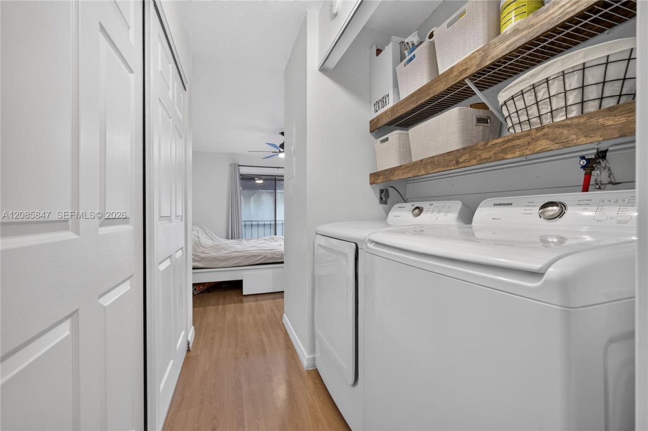 5767 Washington St, Unit F22, Hollywood, FL 33023 Photo