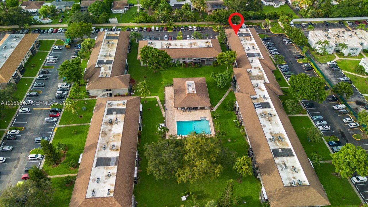 5767 Washington St, Unit F22, Hollywood, FL 33023 Photo