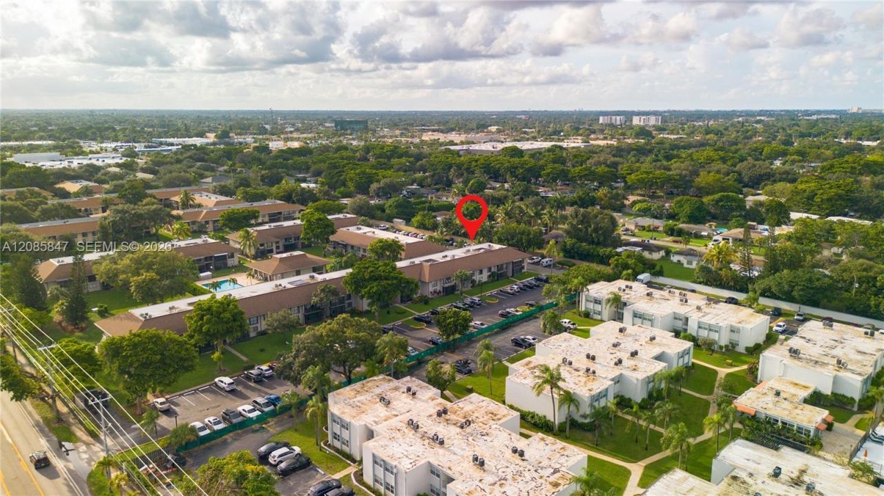 5767 Washington St, Unit F22, Hollywood, FL 33023 Photo