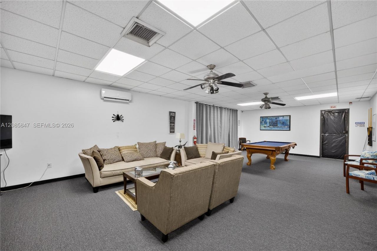 5767 Washington St, Unit F22, Hollywood, FL 33023 Photo